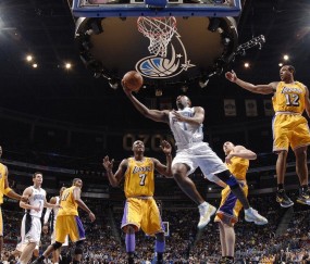 开云体育入口 -字母哥巅峰对决，库里与70激战塞尔维亚队分钟，败北胜负难料！